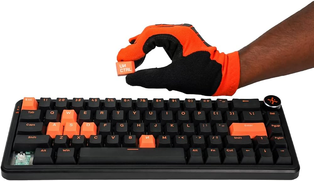 UNCTRL RAGE magnetic gaming keyboard